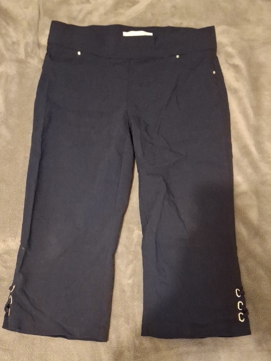 89th & Madison Pants - 89th & Madison Navy Knit Cropped Pants with Hem Stud